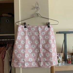 pink skirt